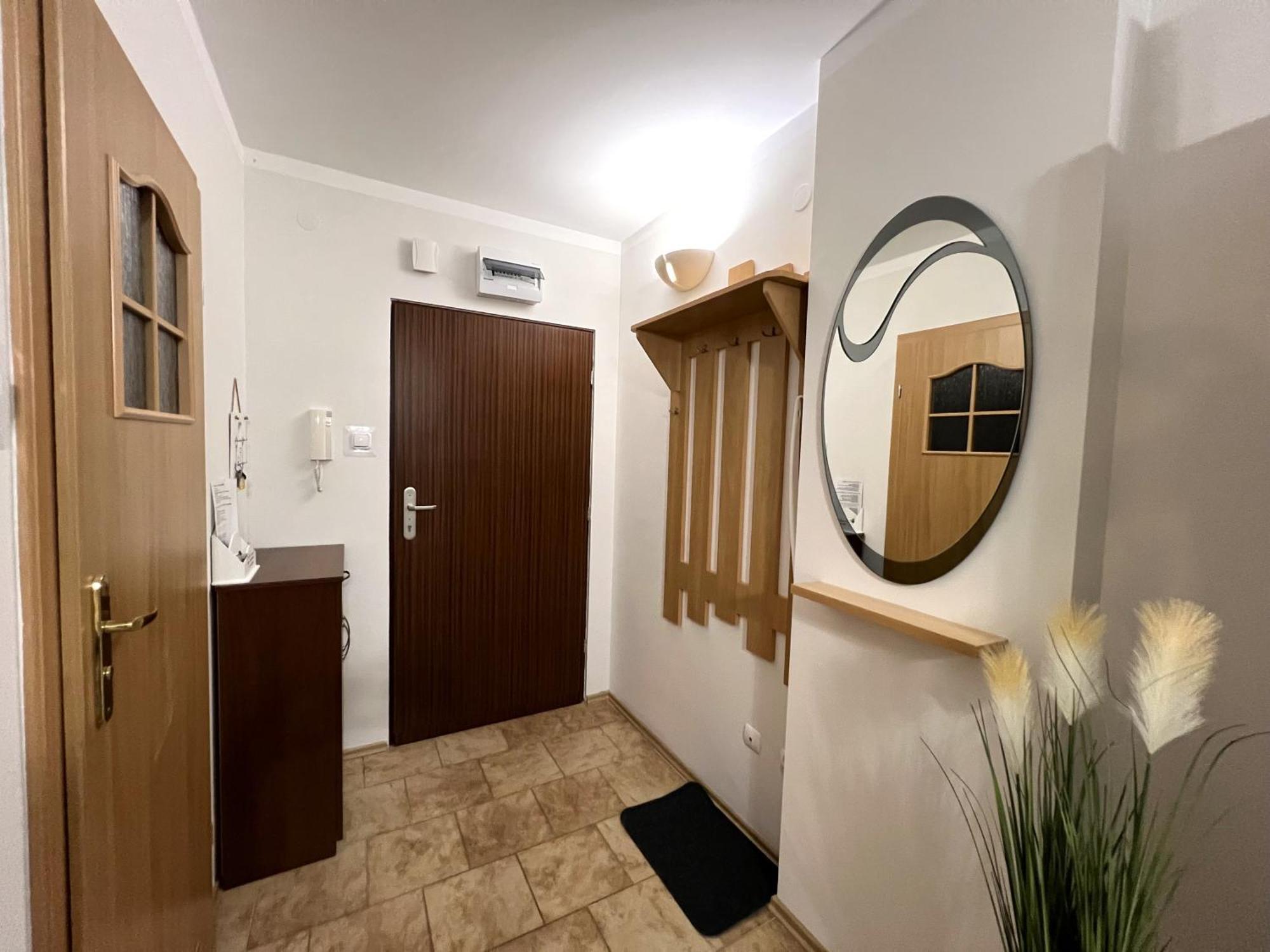 Apartament Orange Piastowska โอสโตรดา ภายนอก รูปภาพ